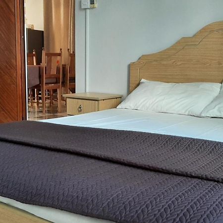 Ground Floor Lovely Two Bedrooms Apartment Flic-en-Flacq Buitenkant foto